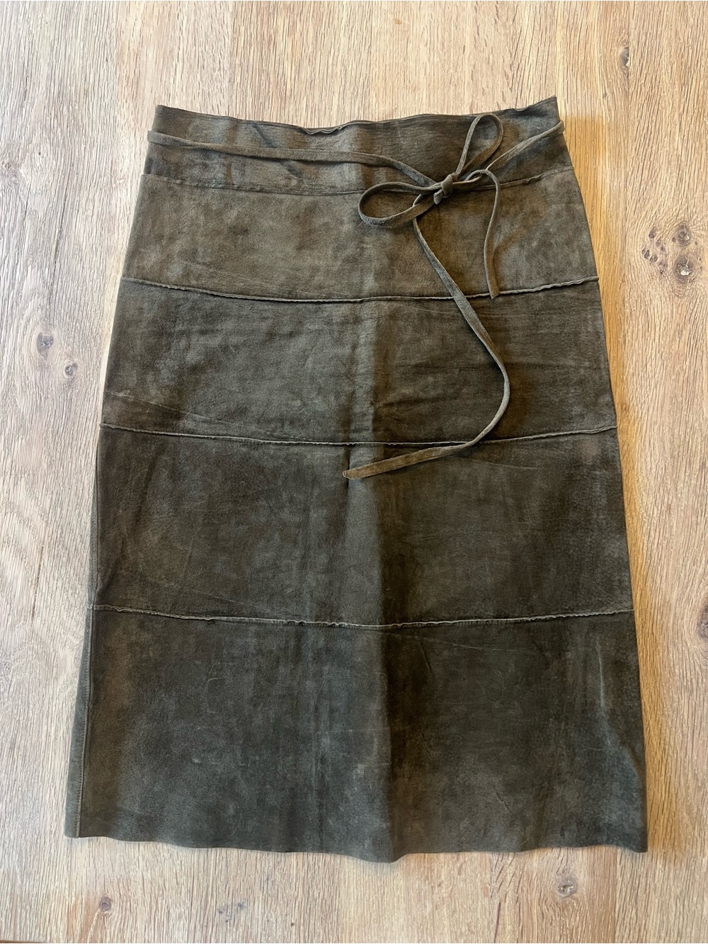 Vintage Illia Genuine Suede Leather Waist Midi Skirt Size S Made in downtown LA